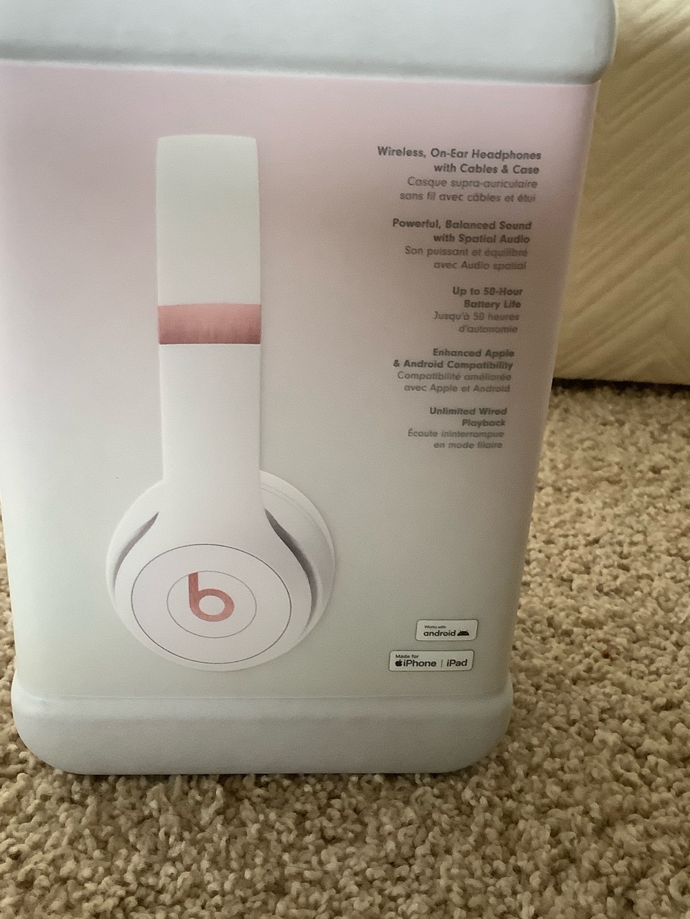Beats by Dre Solo 4 White Headphones - Picture 5 of 8